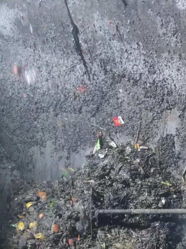 名山污水池清理